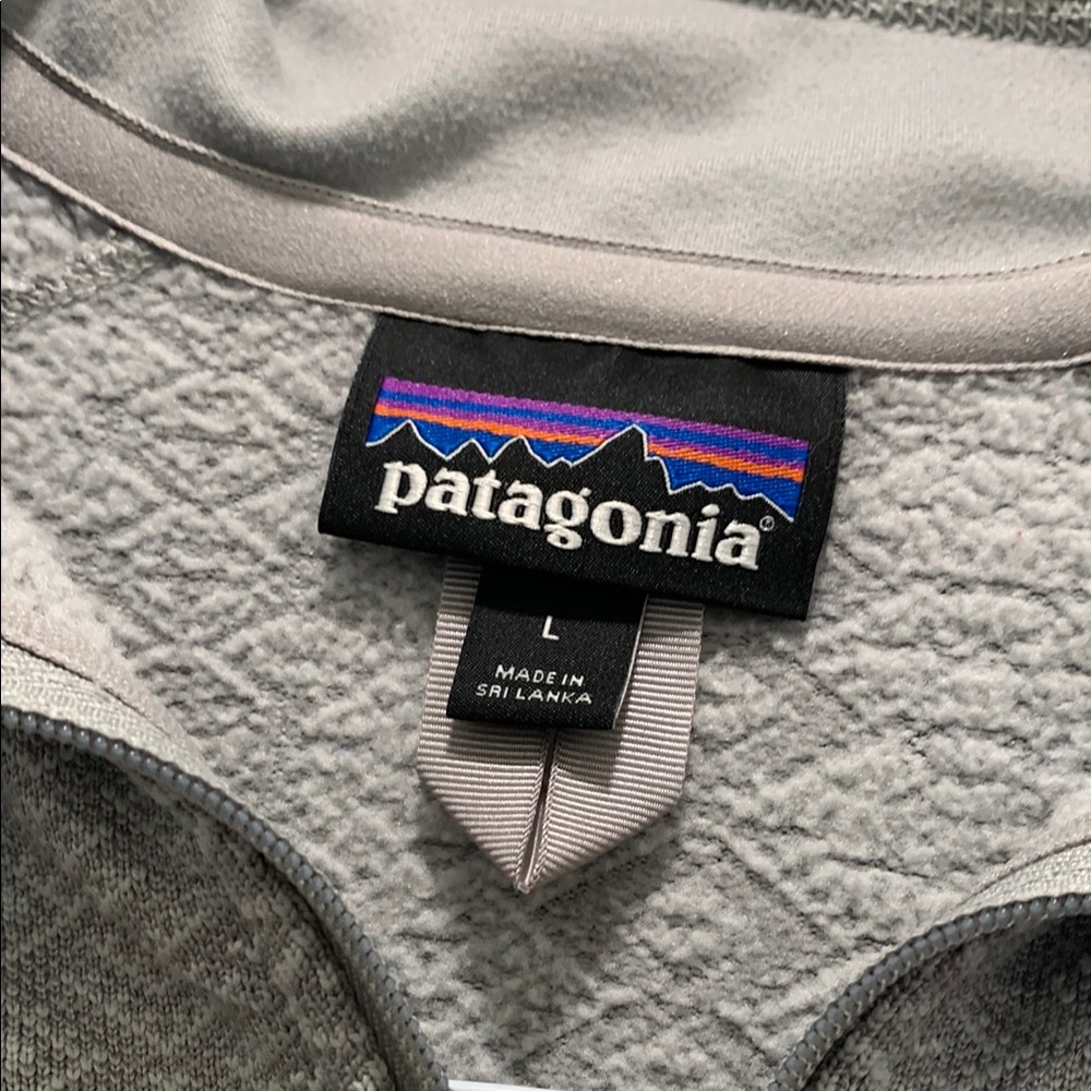 Patagonia Light Gray Patterned Pullover - image 2